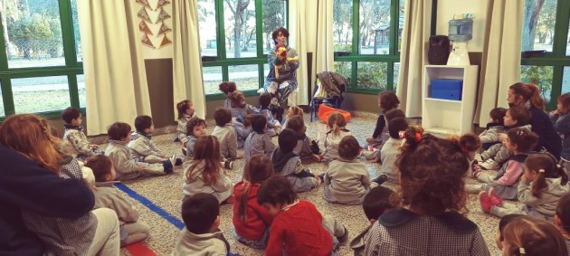 Actividad literaria para los alumnos de las Secciones de 2 años TM y TT Actividad literaria para los alumnos de las Secciones de 2 años TM y TT