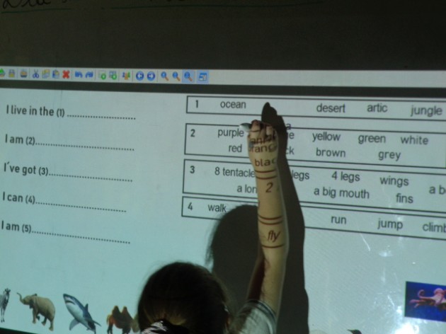 Clases Bilingües 2° - NP Clases Bilingües 2° - NP