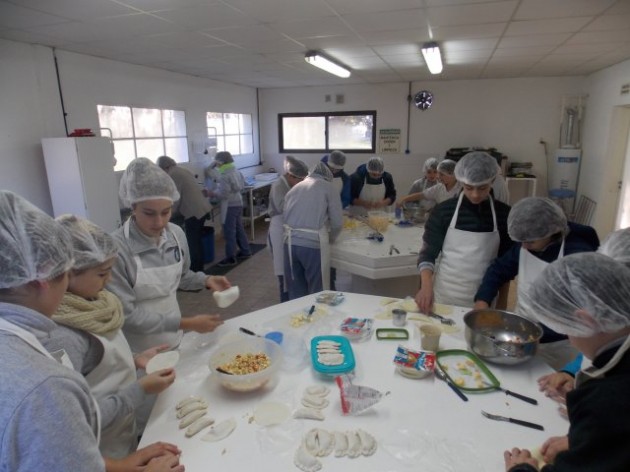 Elaboración de empanadas Elaboración de empanadas
