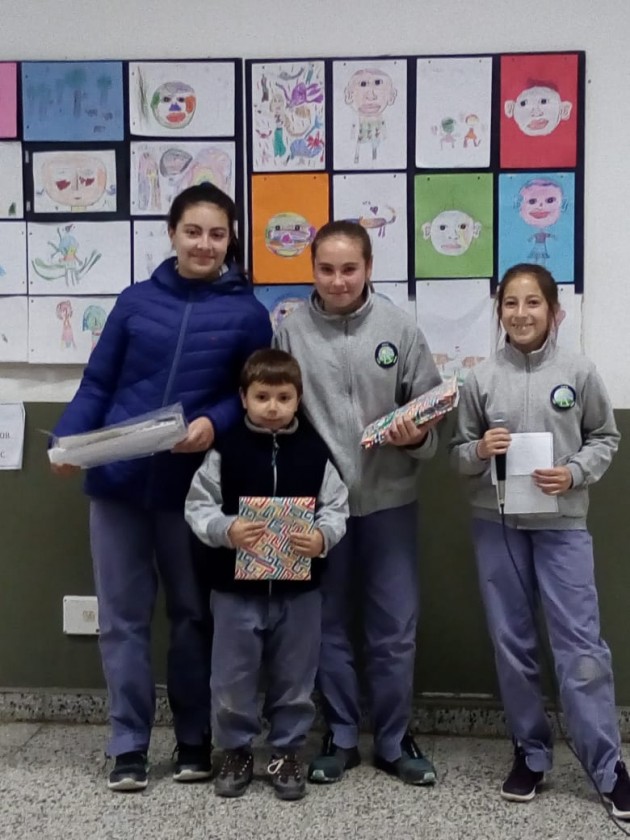 Entrega de premios del Concurso de Dibujo- NP Entrega de premios del Concurso de Dibujo- NP