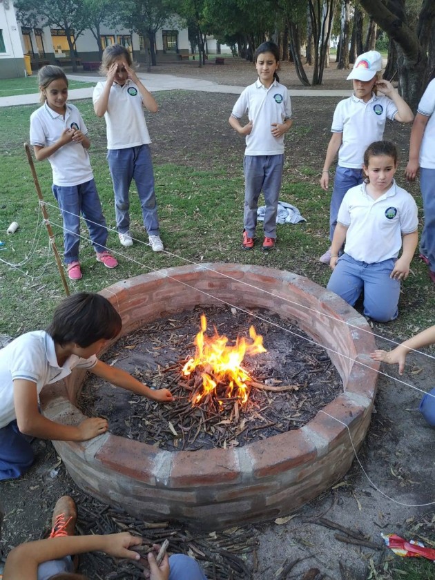 Viviendo la escuela- 4° NP Viviendo la escuela- 4° NP