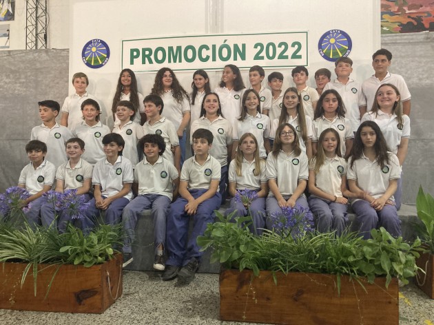 Acto de cierre de ciclo lectivo 2022 y entrega de presentes recordatorios a los egresados de nivel primario Acto de cierre de ciclo lectivo 2022 y entrega de presentes recordatorios a los egresados de nivel primario