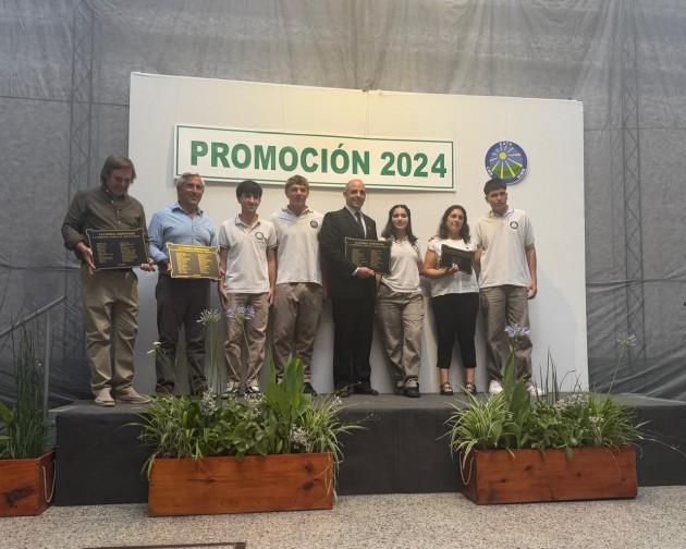 Acto de entrega de recordatorios Acto de entrega de recordatorios