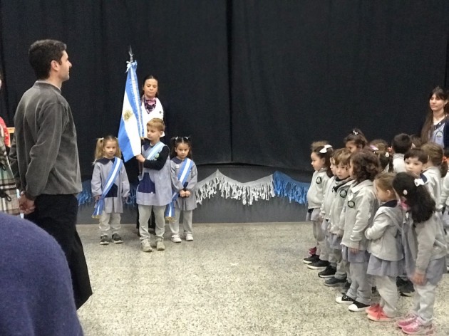 Acto por el Día de la bandera Acto por el Día de la bandera