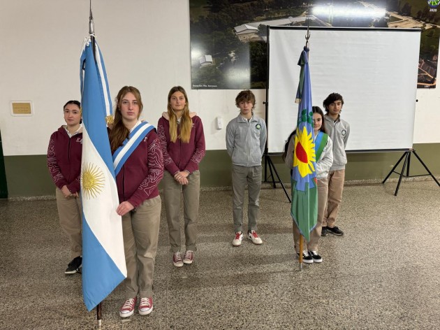 Acto por el día de la independencia Acto por el día de la independencia
