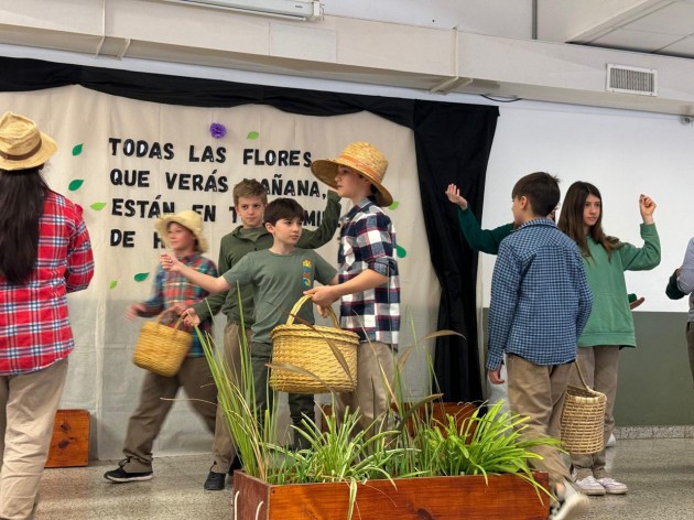 Acto por el Día del Maestro en nivel primario Acto por el Día del Maestro en nivel primario