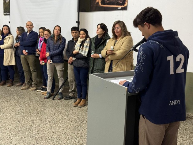 Acto por el Día del Maestro en nivel secundario Acto por el Día del Maestro en nivel secundario