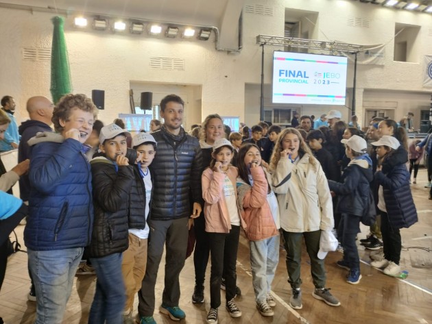 Alumnos de 6 año en la instancia final provincial de los Juegos Escolares Bonaerenses JEBO Alumnos de 6 año en la instancia final provincial de los Juegos Escolares Bonaerenses JEBO