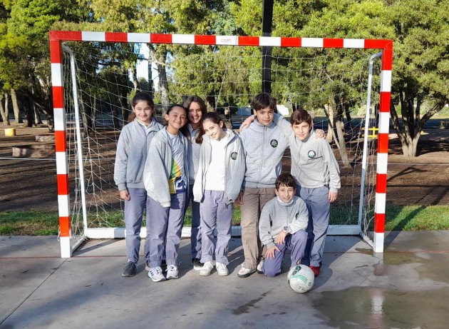 Alumnos de 6 año en los Juegos Educativos Bonaerenses Alumnos de 6 año en los Juegos Educativos Bonaerenses
