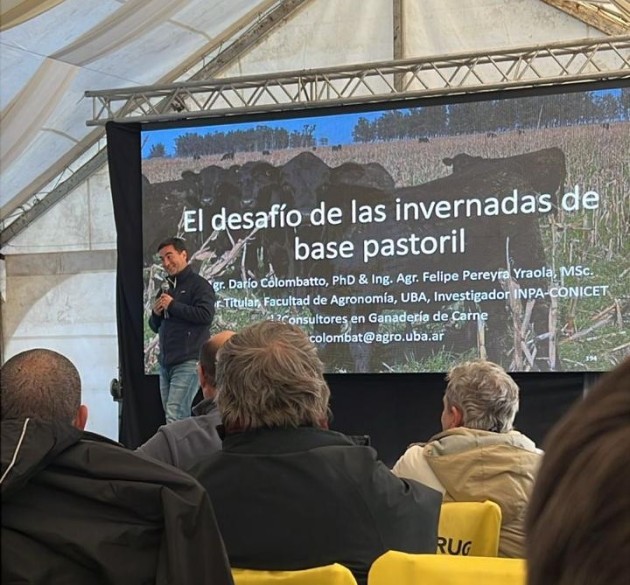 Alumnos de séptimo año participan de jornada de actualización técnica en ganadería 