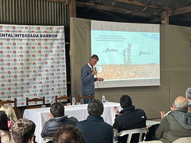 Alumnos de séptimo año participaron de una Jornada sobre Malezas Alumnos de séptimo año participaron de una Jornada sobre Malezas