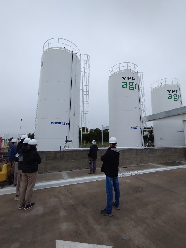 Alumnos de séptimo año realizarán prácticas profesionalizantes en YPF Agro Alumnos de séptimo año realizarán prácticas profesionalizantes en YPF Agro