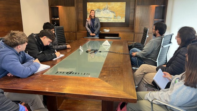 Alumnos de séptimo año realizaron una visita a la empresa Agroprimus Alumnos de séptimo año realizaron una visita a la empresa Agroprimus