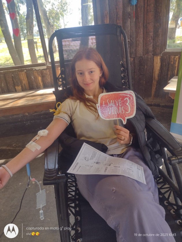 Alumnos de sexto año convocaron a una jornada de donación de sangre y registro voluntario de donación de médula ósea Alumnos de sexto año convocaron a una jornada de donación de sangre y registro voluntario de donación de médula ósea