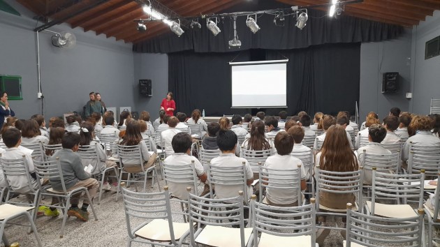 Articulación entre nivel primario y secundario por el Día Mundial del Reciclaje Articulación entre nivel primario y secundario por el Día Mundial del Reciclaje