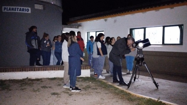 Capacitación sobre didáctica de la Astronomía y manejo del simulador del cielo dirigido Capacitación sobre didáctica de la Astronomía y manejo del simulador del cielo dirigido