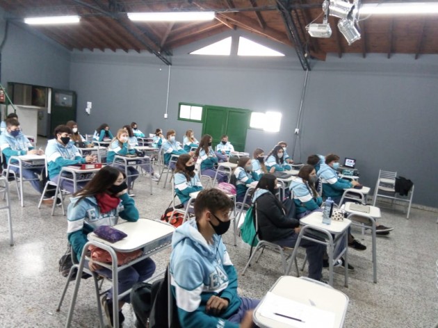 Charla de la DAN en la EATA - 6to. NS
Charla de la DAN en la EATA - 6to. NS