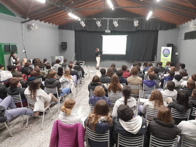 Charla sobre nutrición en el deporte Charla sobre nutrición en el deporte