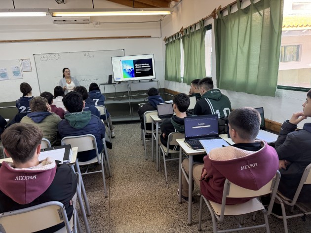 Curso de programación para alumnos de nivel secundario Curso de programación para alumnos de nivel secundario