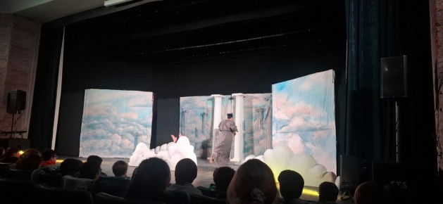 Del aula al teatro: una experiencia para aprender Inglés de otra manera