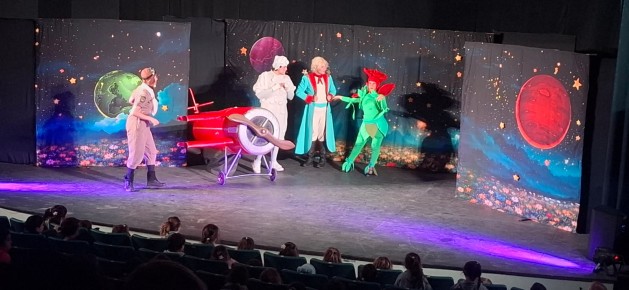 Del aula al teatro: una experiencia para aprender Inglés de otra manera