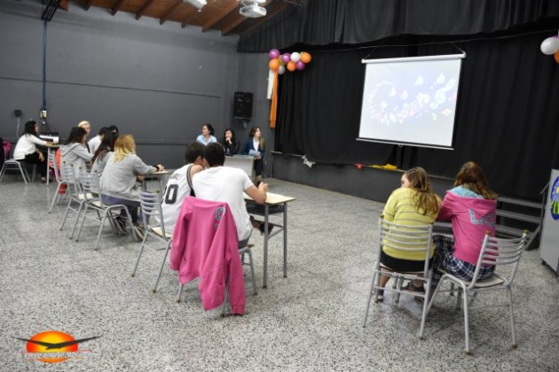 Desafíos a la creatividad - Nivel Secundario Desafíos a la creatividad - Nivel Secundario