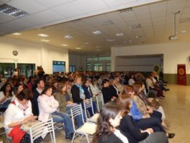 Disertación de Inés Aguerrondo en la EATA
Ciclo de conferencias- 35 años EATA Disertación de Inés Aguerrondo en la EATA
Ciclo de conferencias- 35 años EATA