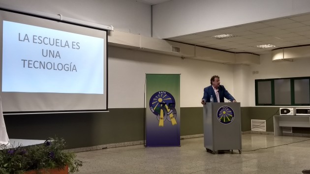 Disertación de Mariano Narodowski - Ciclo de conferencias - 35 años EATA Disertación de Mariano Narodowski - Ciclo de conferencias - 35 años EATA