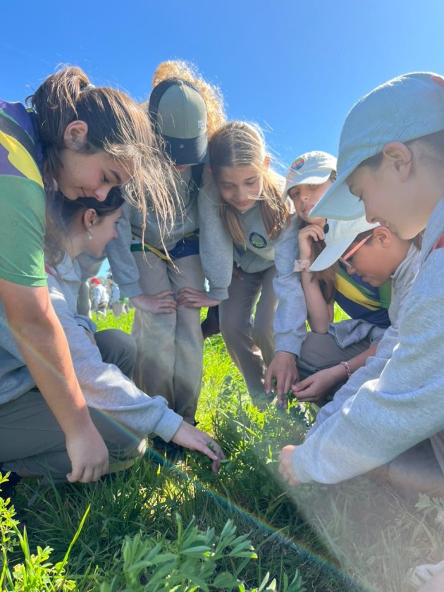 Ecoinvestigadores de NP en la Chacra Experimental Integrada de Barrow
