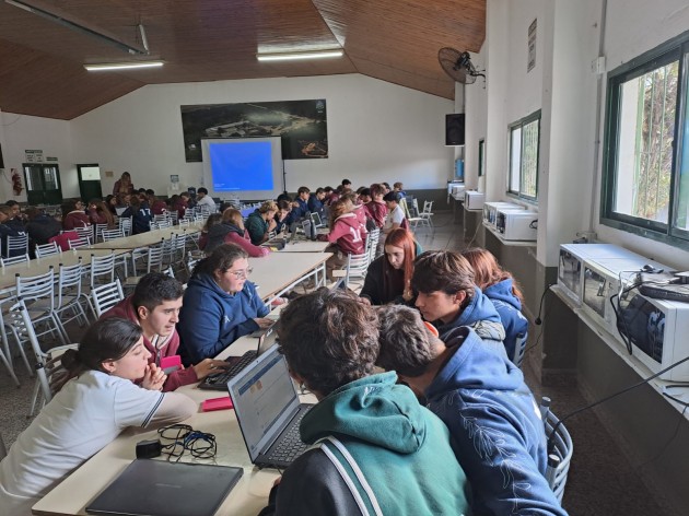 Educación Financiera en nivel secundario Educación Financiera en nivel secundario