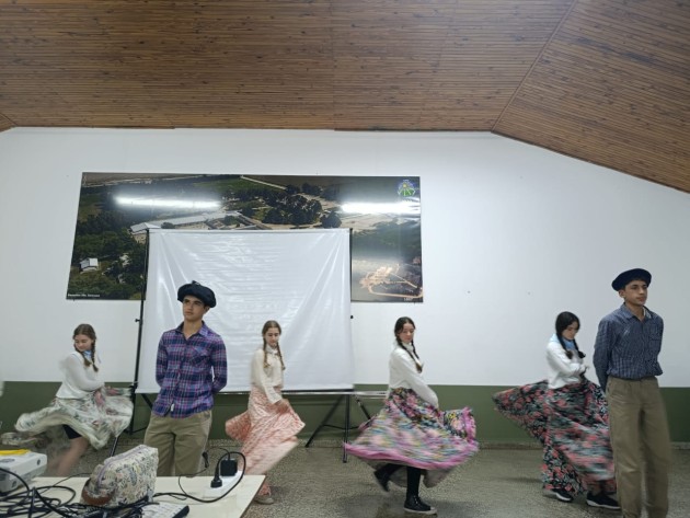 El Nivel Secundario homenajeó al General San Martín