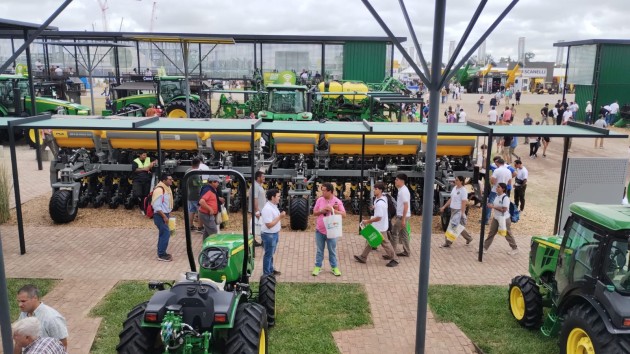 Estudiantes de 7º año en EXPOAGRO 2026
