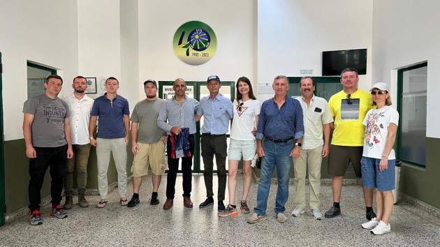Ingenieros agrónomos y empresarios rusos visitaron la EATA Ingenieros agrónomos y empresarios rusos visitaron la EATA