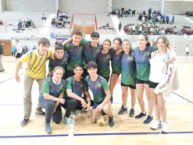 Intercolegial de handball en el Polideportivo de Tres Arroyos Intercolegial de handball en el Polideportivo de Tres Arroyos