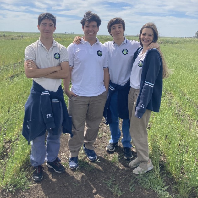 Investigación de alumnos de la EATA en un nuevo cultivo: Camelina Sativa Investigación de alumnos de la EATA en un nuevo cultivo: Camelina Sativa