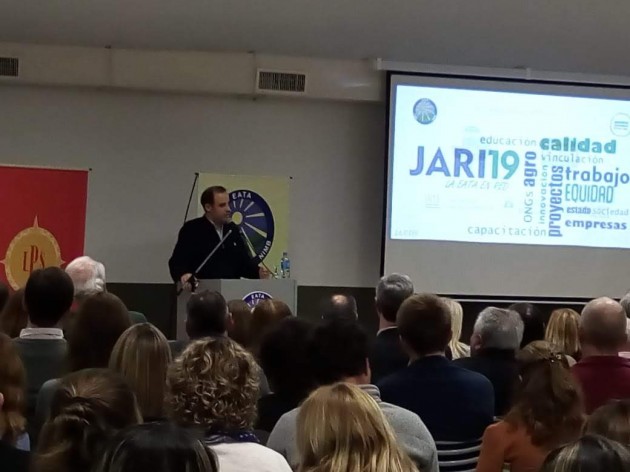 Jornada Abierta de Reflexión Institucional JARI 2019 Jornada Abierta de Reflexión Institucional JARI 2019