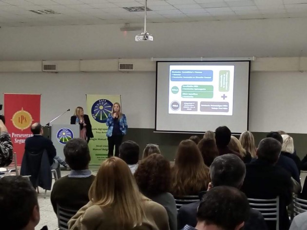 Jornada Abierta de Reflexión Institucional JARI 2019 Jornada Abierta de Reflexión Institucional JARI 2019