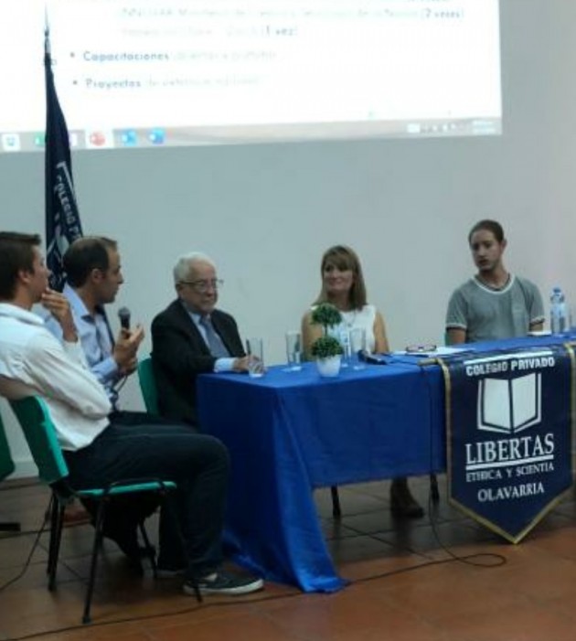 La EATA coordinó una mesa redonda a la que asistió el Director General de Cultura y Educación La EATA coordinó una mesa redonda a la que asistió el Director General de Cultura y Educación