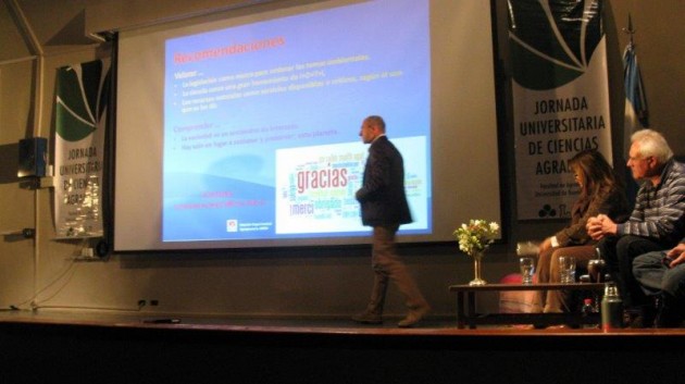 La EATA en la Jornada Universitaria del Ambiente - UBA La EATA en la Jornada Universitaria del Ambiente - UBA