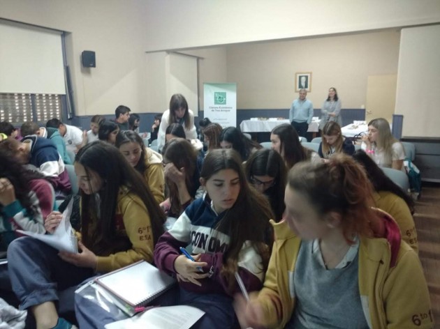 La EATA presentó un Taller de Empleabilidad para jóvenes en la Cámara Económica La EATA presentó un Taller de Empleabilidad para jóvenes en la Cámara Económica