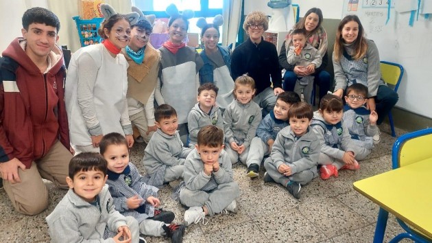 Los personajes del teatro en inglés presentes en la escuela Los personajes del teatro en inglés presentes en la escuela