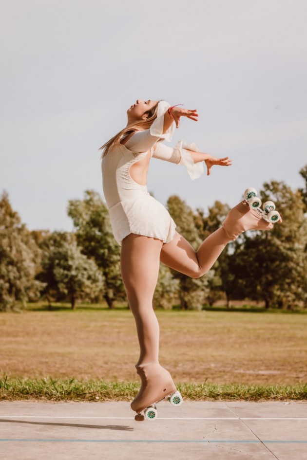 Natalí Colonna Soldavini, alumna de 6 año de la EATA, viajará al mundial de patinaje artístico Natalí Colonna Soldavini, alumna de 6 año de la EATA, viajará al mundial de patinaje artístico