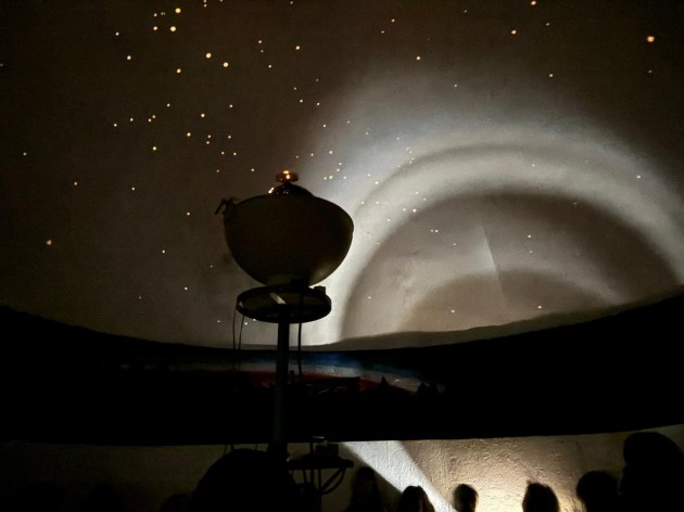 Nivel Inicial: Un viaje literario bajo la luz de la luna