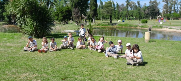 Primer año de Nivel Primario visita el parque
