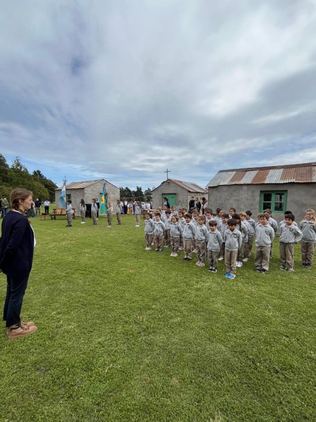Raíces y Tradiciones en el Nivel Primario