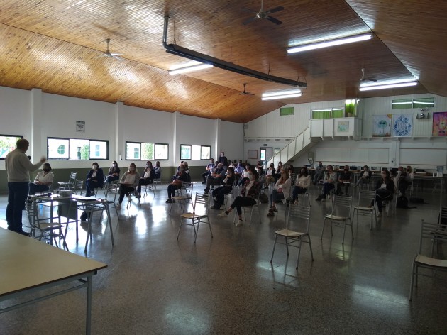 Reuniones y capacitaciones en la EATA Reuniones y capacitaciones en la EATA