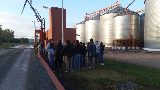 Salida Educativa a la Planta Palau de Sur Agropecuario Salida Educativa a la Planta Palau de Sur Agropecuario
