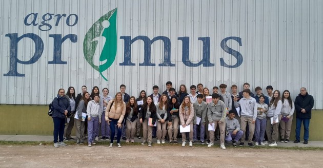 Salida educativa al Parque Industrial de Tres Arroyos Salida educativa al Parque Industrial de Tres Arroyos
