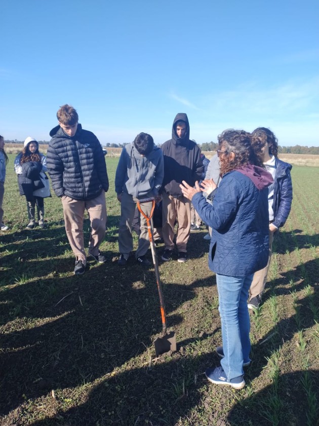 Visita de 5º CN a Corredores Biológicos en el INTA