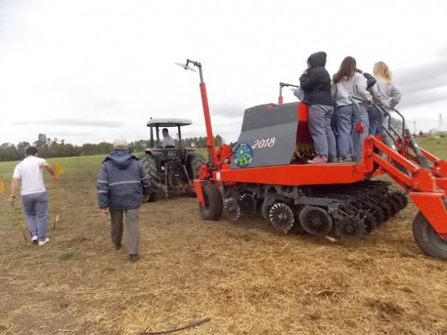 Herramientas de uso agrícola Herramientas de uso agrícola